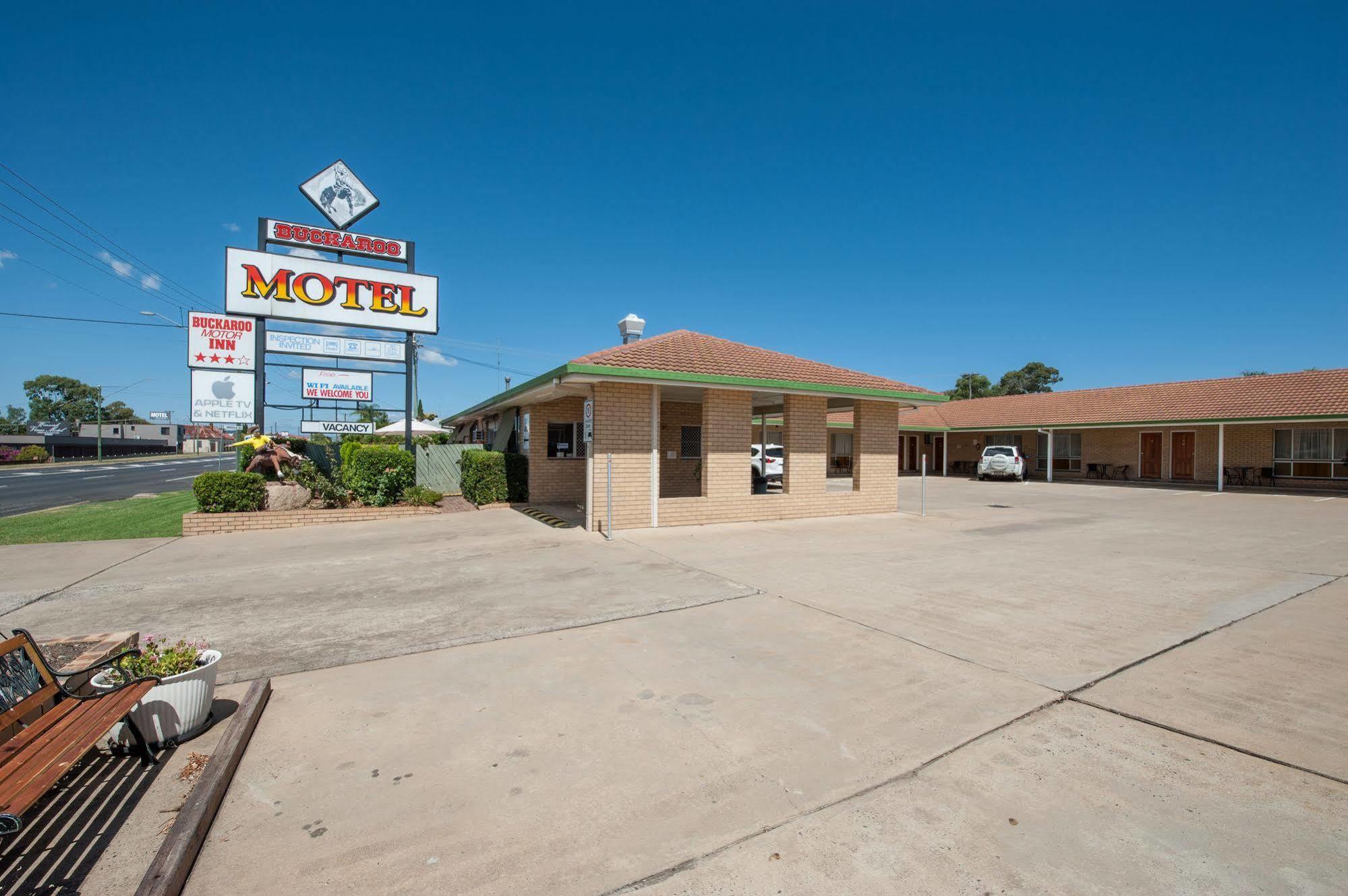 Buckaroo Motor Inn Warwick Exterior foto